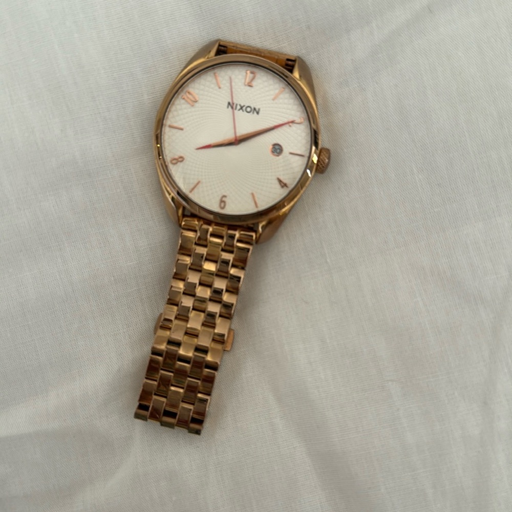 Nixon Watch